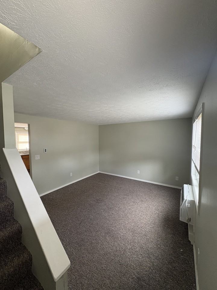 99 Lawrence Street - Photo 3 of 21