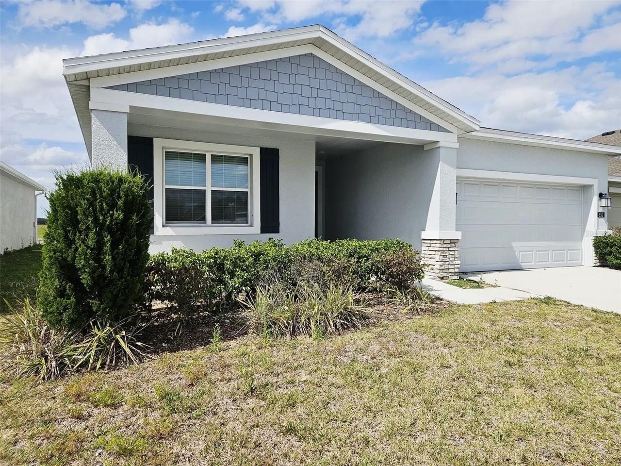652 Daring Dr