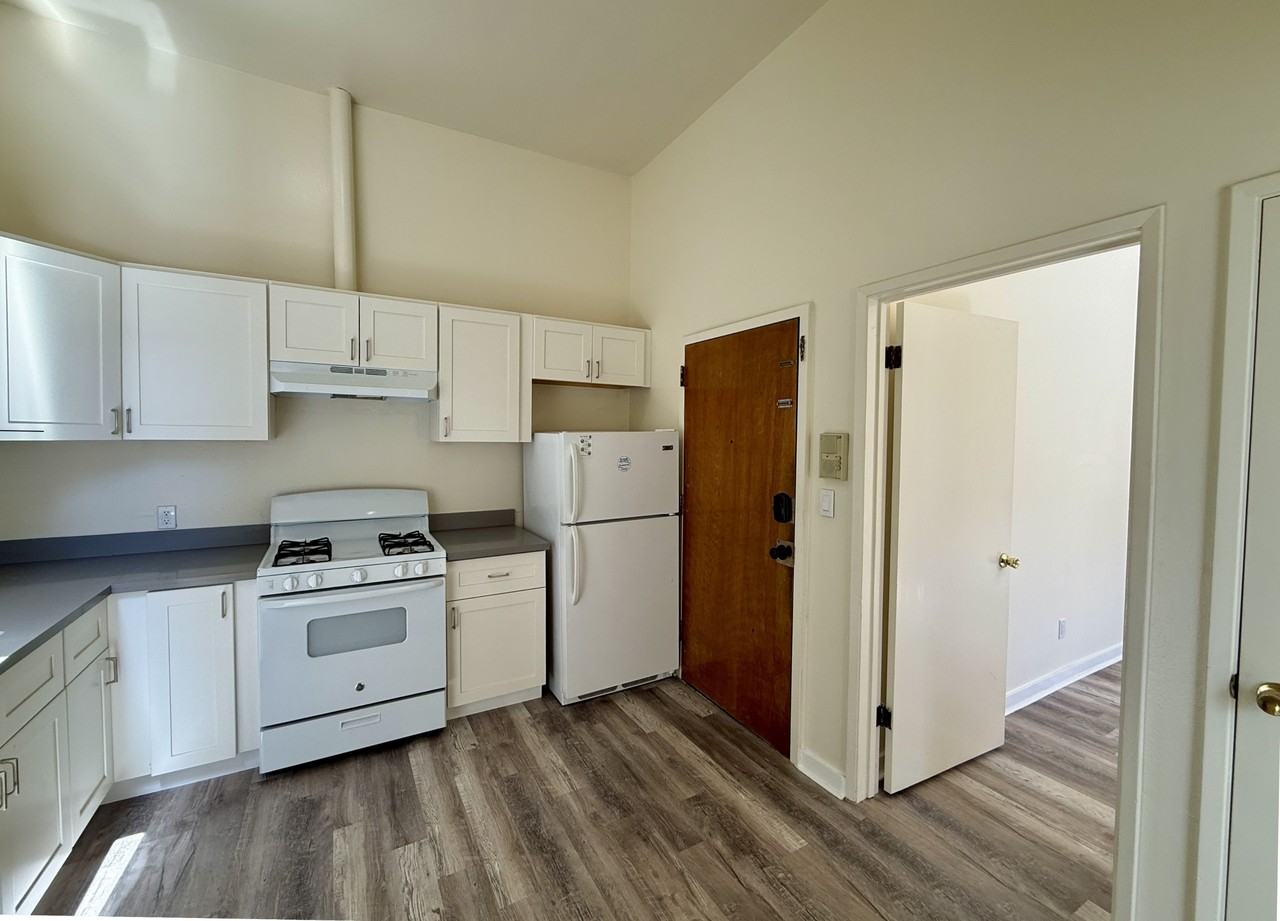 2315 Mission Street - Photo 2 of 13