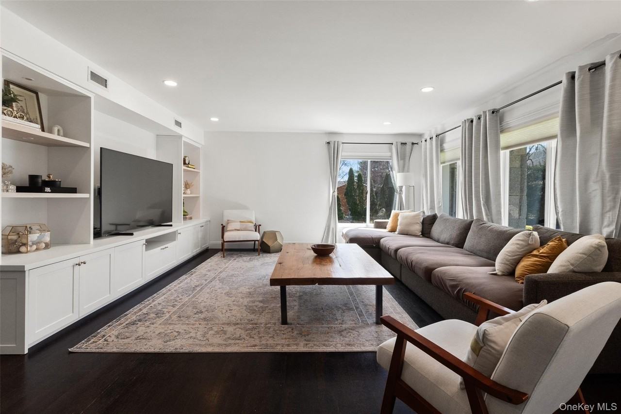 20 Primrose St - Photo 3 of 28