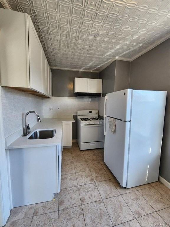 184 Trenchard St - Photo 3 of 11