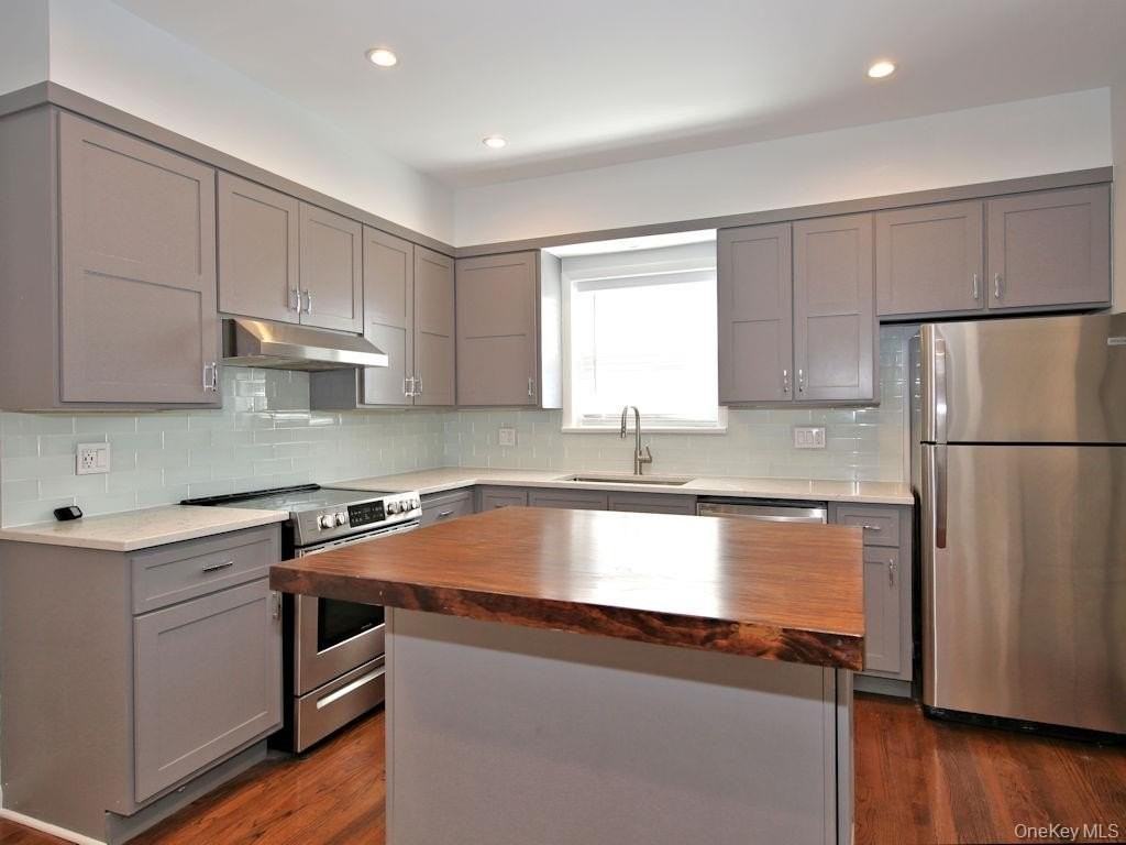 494 W William St #1stFL - Photo 3 of 17