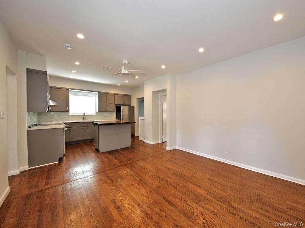 494 W William St #1stFL - Photo 4 of 17