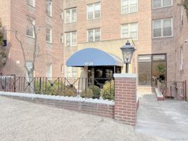featured image of 6725 Dartmouth St #3L