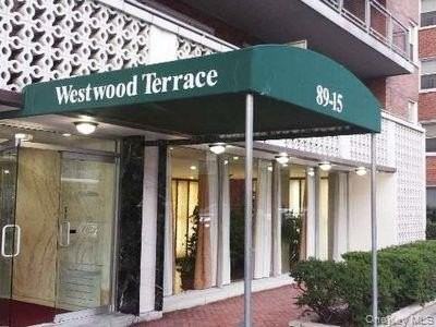 8915 Parsons Blvd #W6B