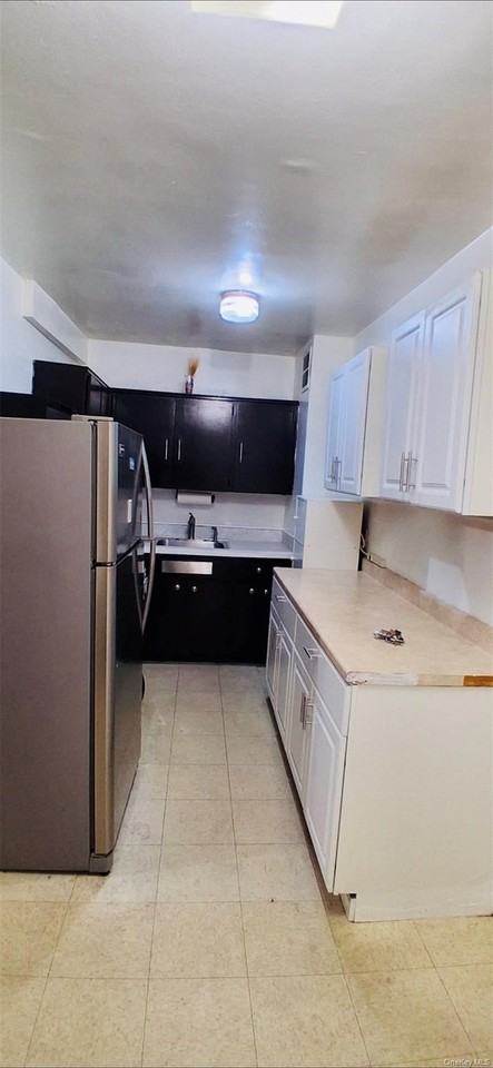 8915 Parsons Blvd #W6B - Photo 4 of 10