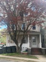 featured image of 48 Oakland Ave