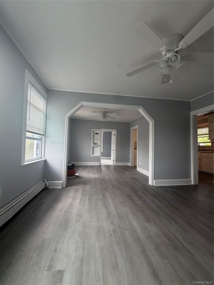 48 Oakland Ave - Photo 4 of 9