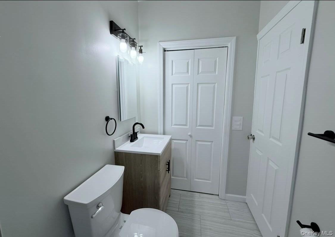 621 2nd St - Photo 5 of 17