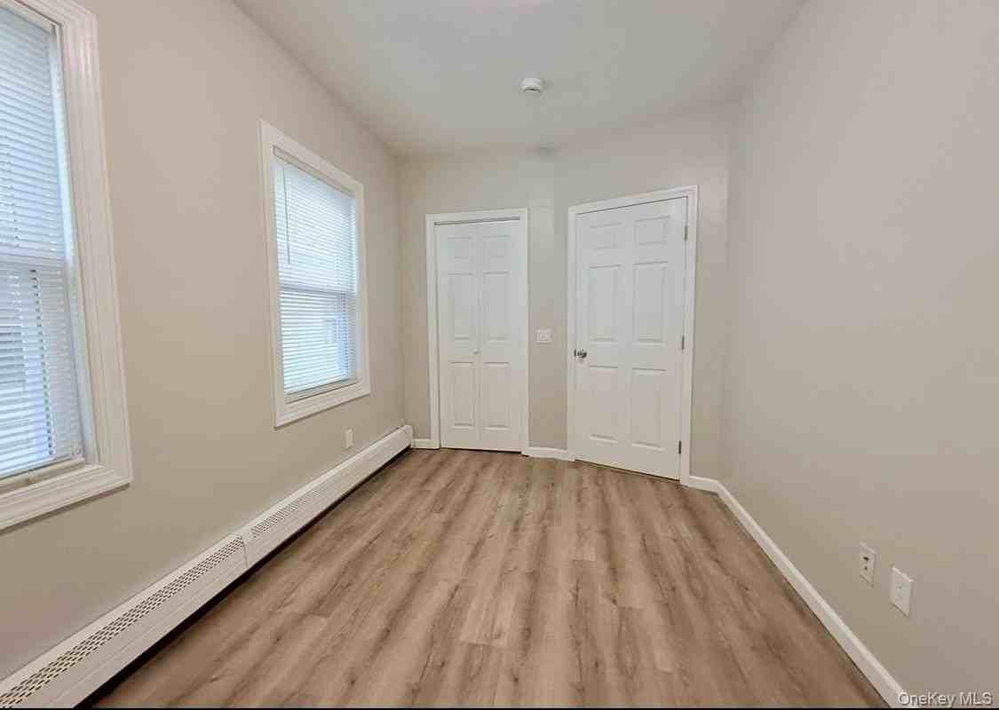 621 2nd St - Photo 7 of 17