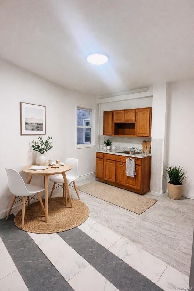 10119 78th St - Photo 3 of 4