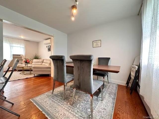 133 Railroad Ave - Photo 2 of 10