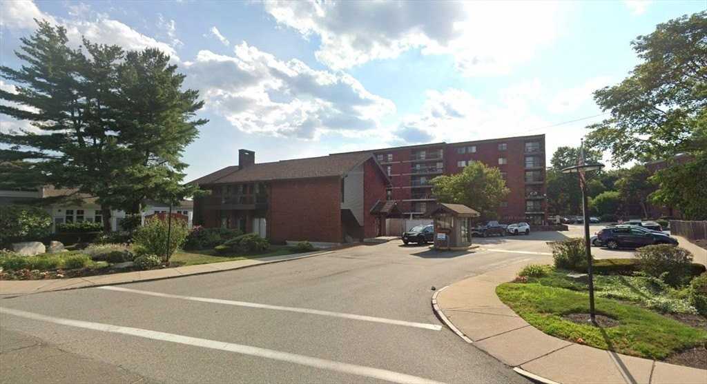 159 Main St #27C