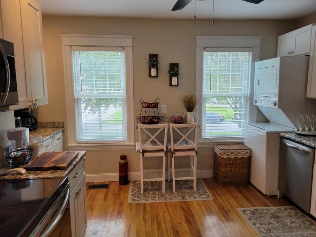 352 Chandler St #1 - Photo 4 of 23