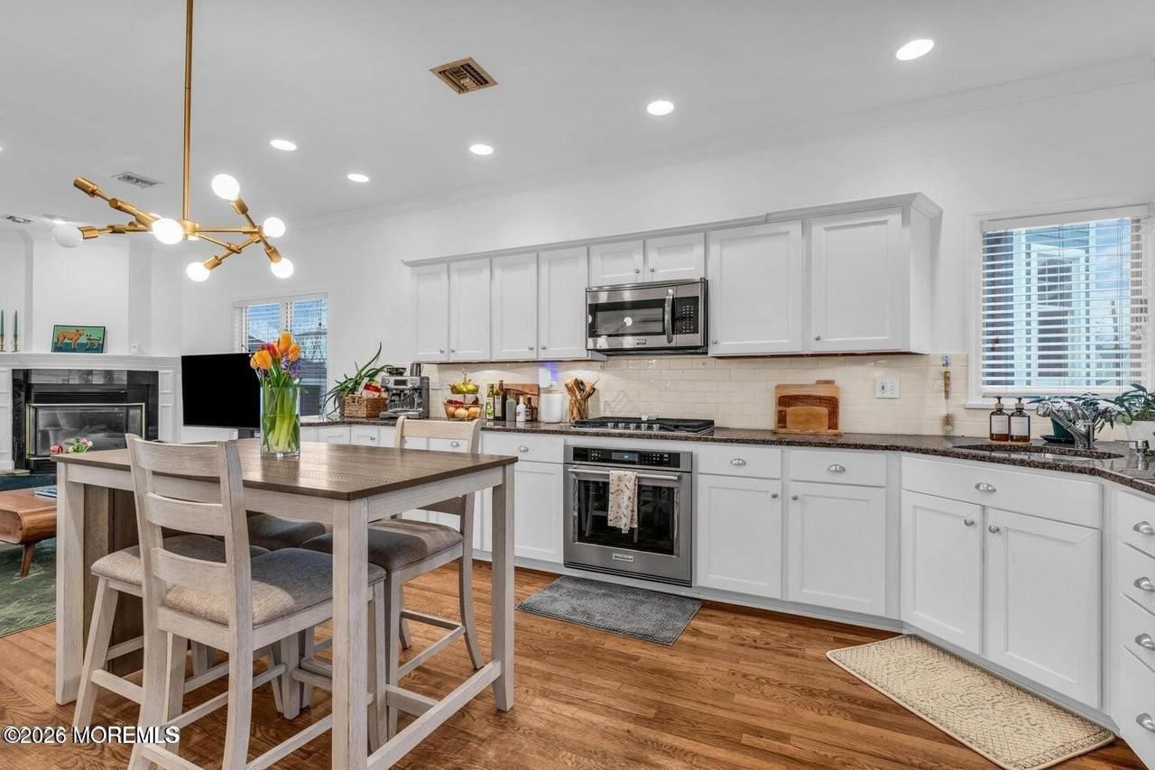 6 Cook St - Photo 2 of 16