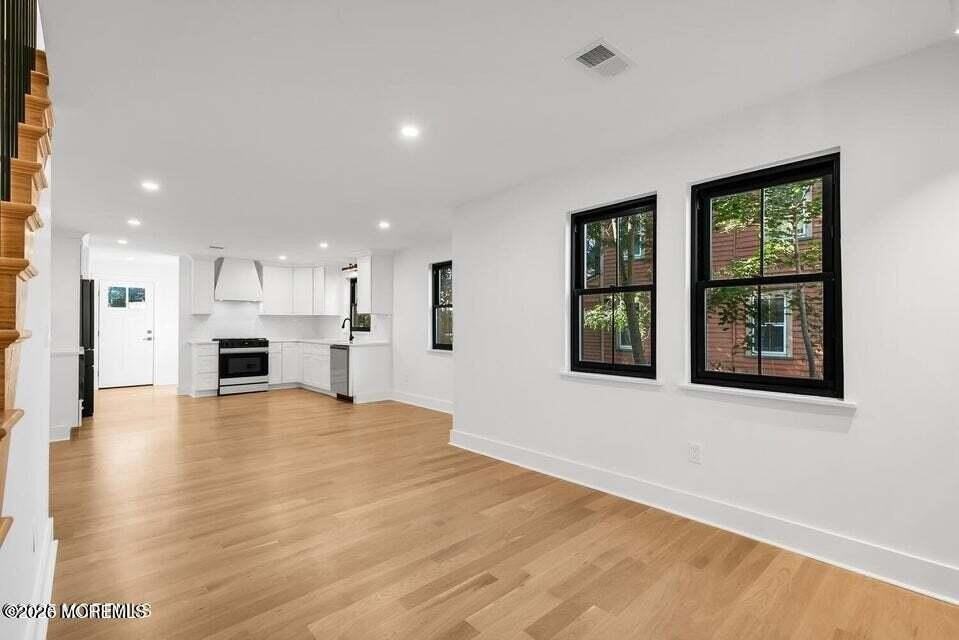 514 River Rd #514 - Photo 7 of 21