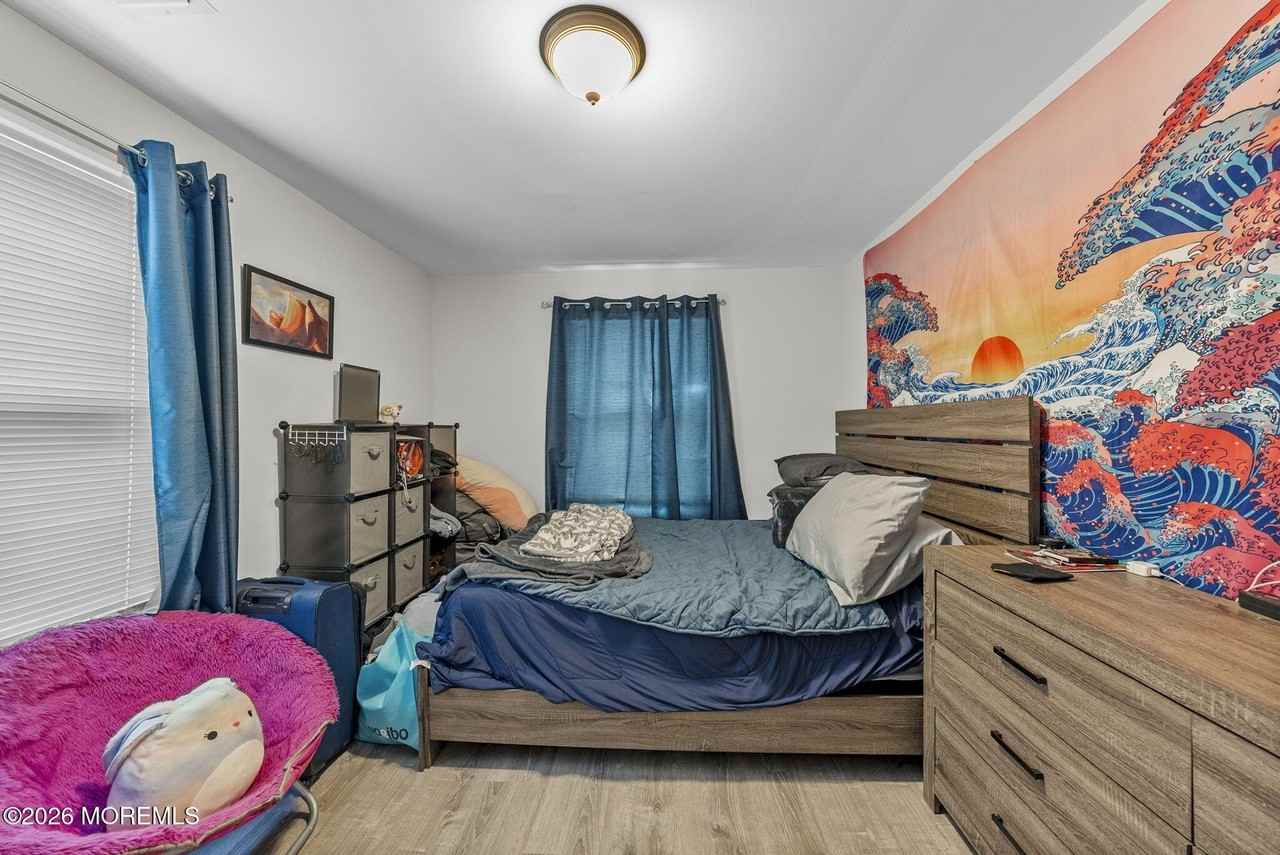 816 King George Rd #3 - Photo 4 of 18