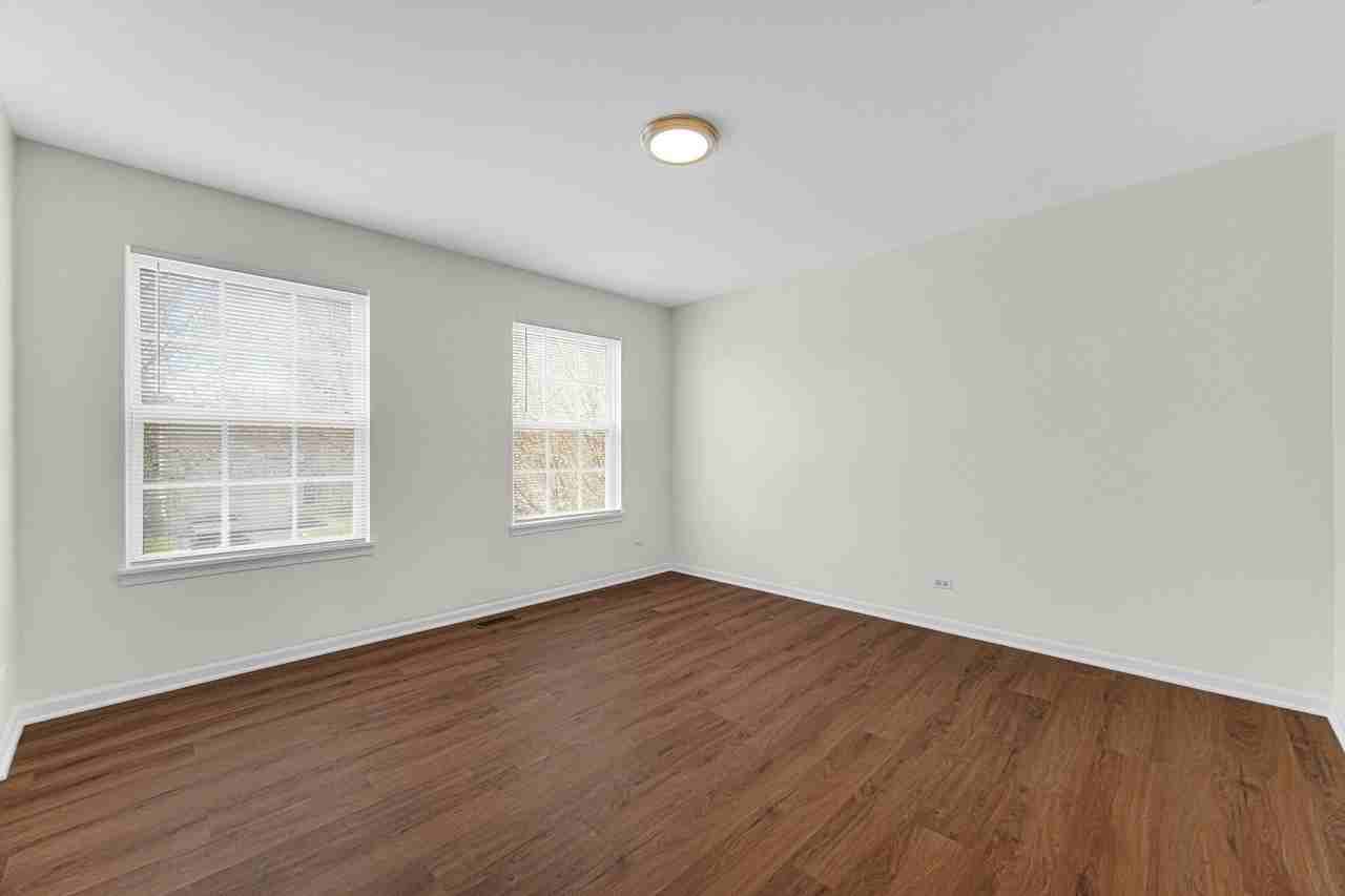 1998 Conway Ln - Photo 7 of 31