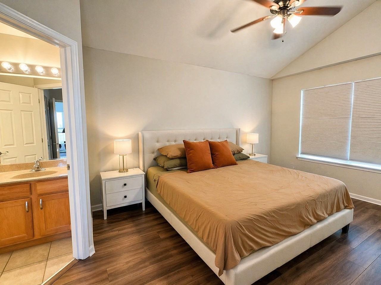 121 Rosehall Dr - Photo 7 of 23