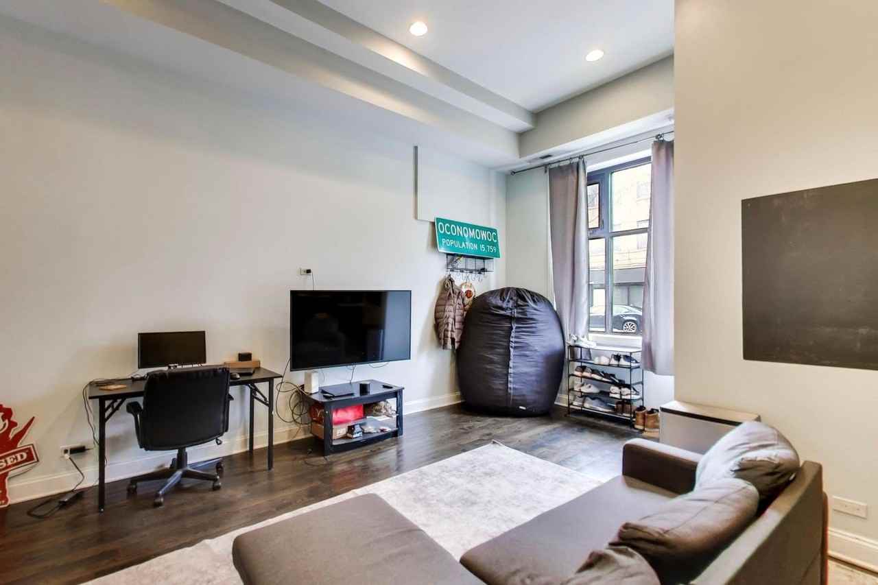 3815 N Kedzie Ave #1N - Photo 4 of 18