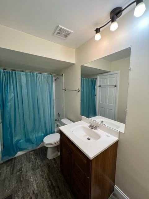 2019 Oak St #C - Photo 5 of 11