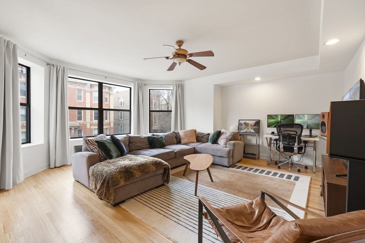 2735 N Kimball Ave #5 - Photo 2 of 17