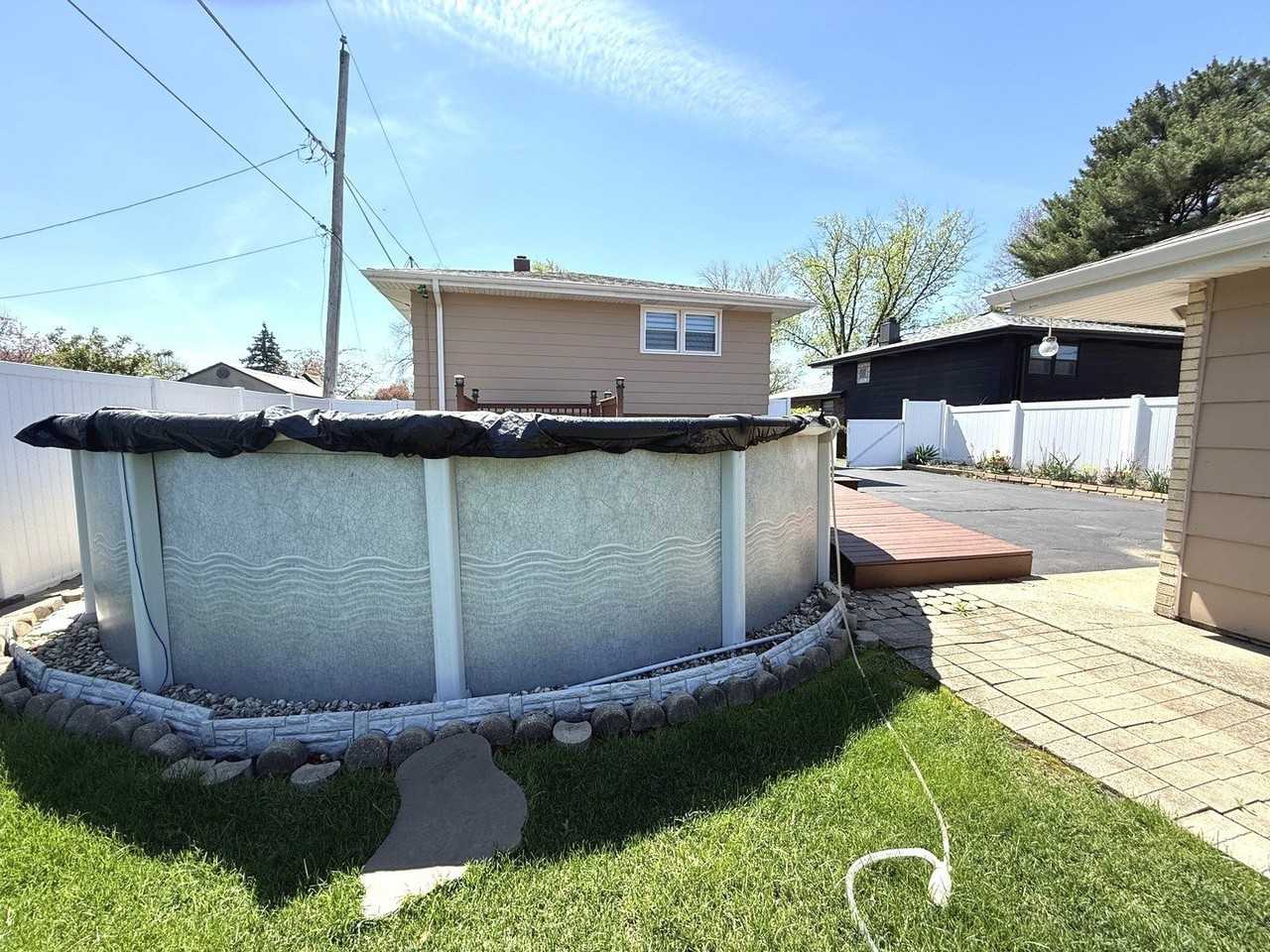 6944 W 106th Pl - Photo 5 of 33