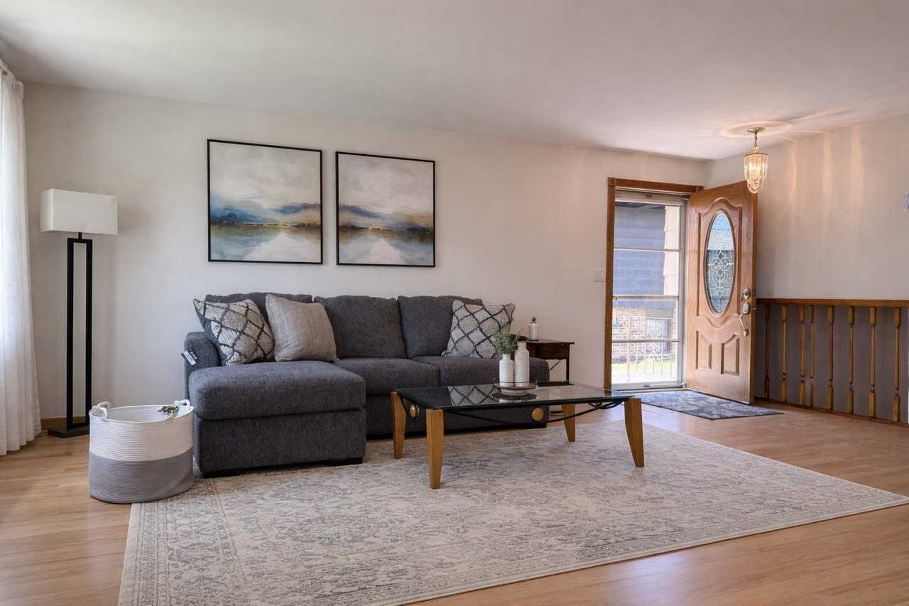 6944 W 106th Pl - Photo 6 of 33