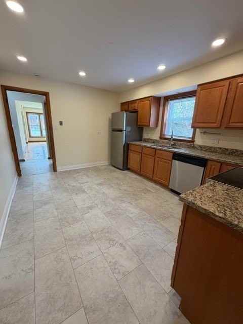 822 S La Grange Rd #1 - Photo 6 of 11