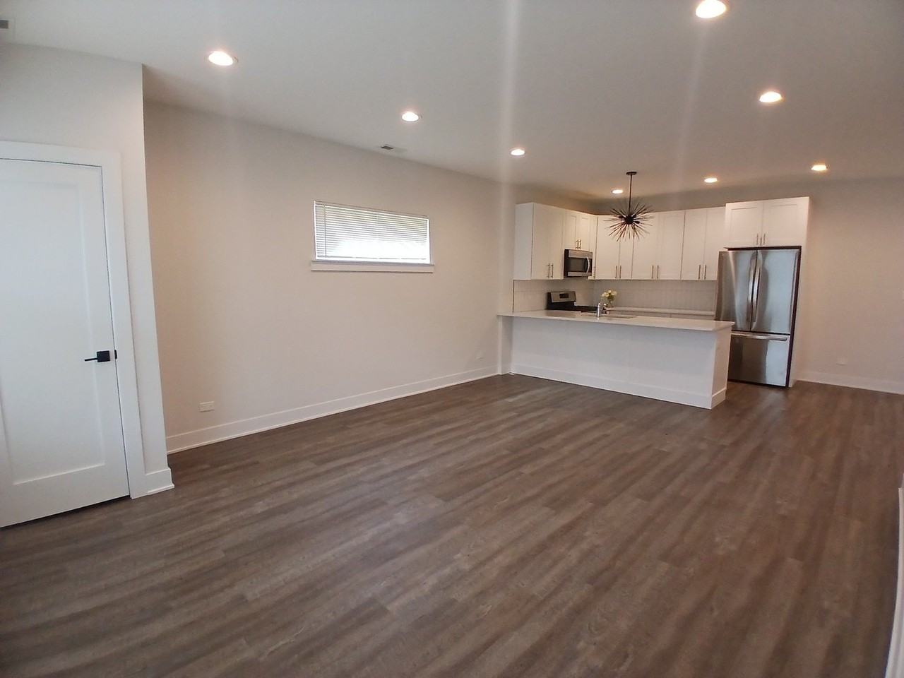 4608 S Indiana Ave #1 - Photo 4 of 24