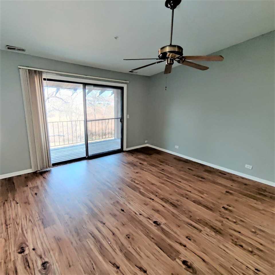 21W581 North Ave #36 - Photo 2 of 14