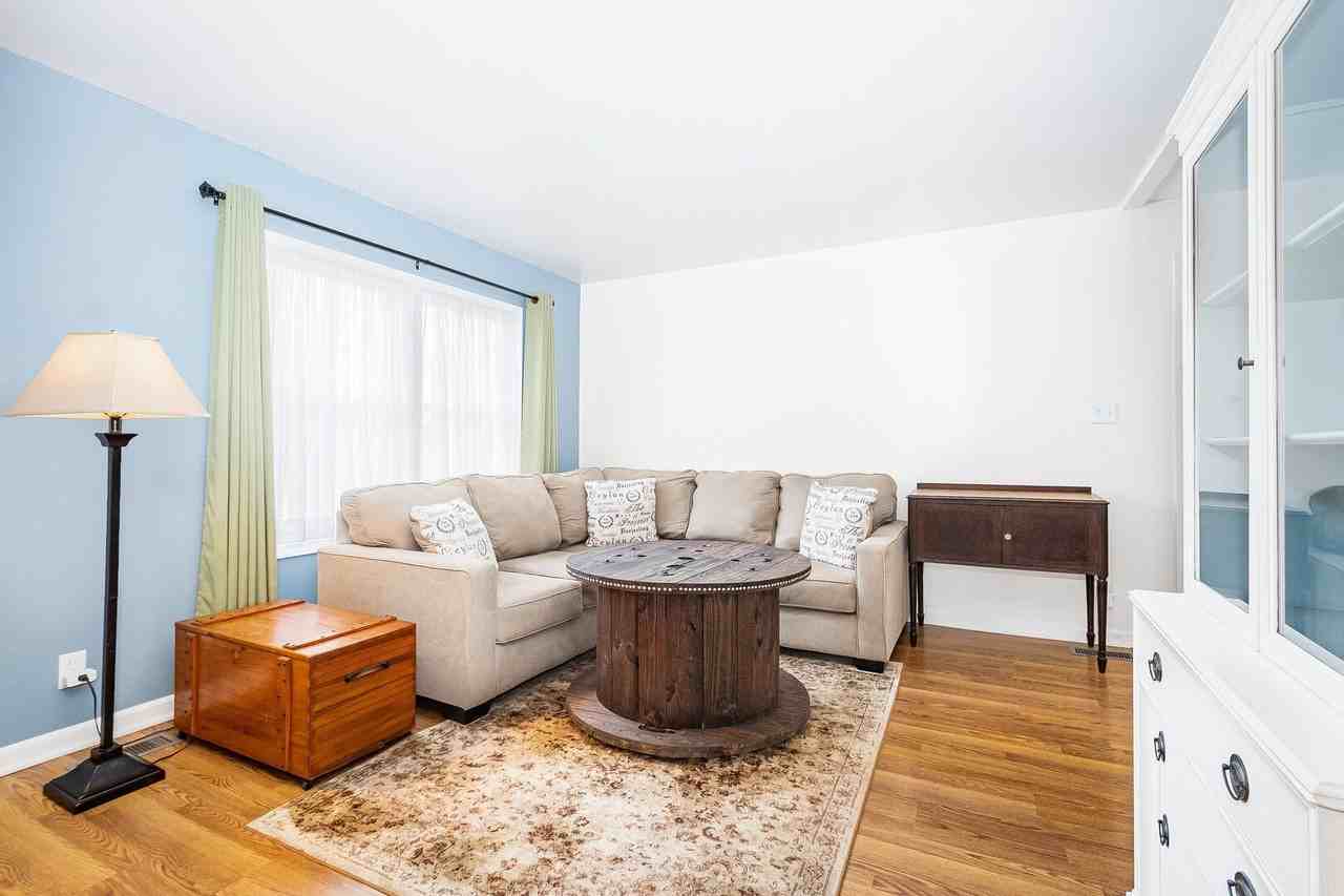 531 Glen Ave - Photo 2 of 15