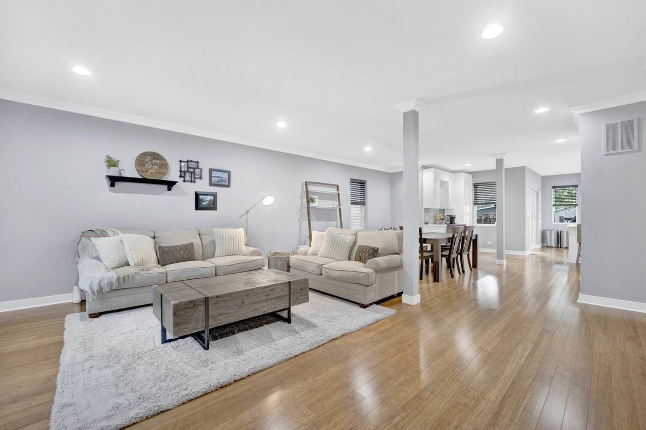 1626 N Spaulding Ave - Photo 2 of 35