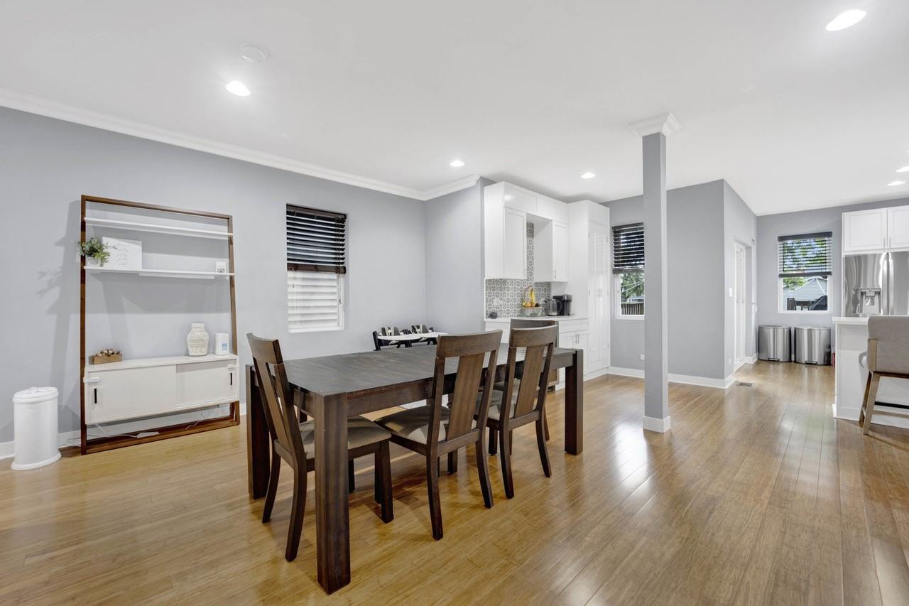 1626 N Spaulding Ave - Photo 5 of 35