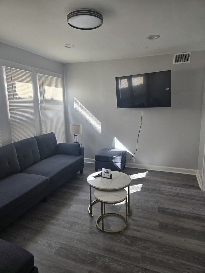 8304 S Kedzie Ave #REAR - Photo 3 of 17