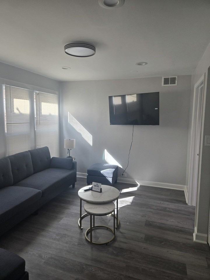 8304 S Kedzie Ave #REAR - Photo 4 of 17