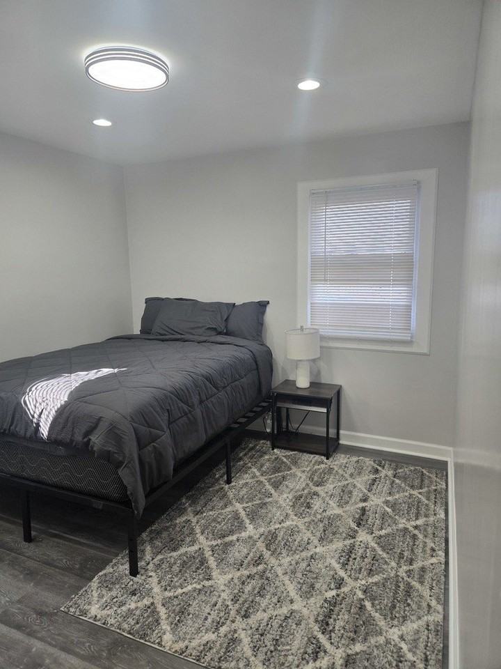 8304 S Kedzie Ave #REAR - Photo 6 of 17