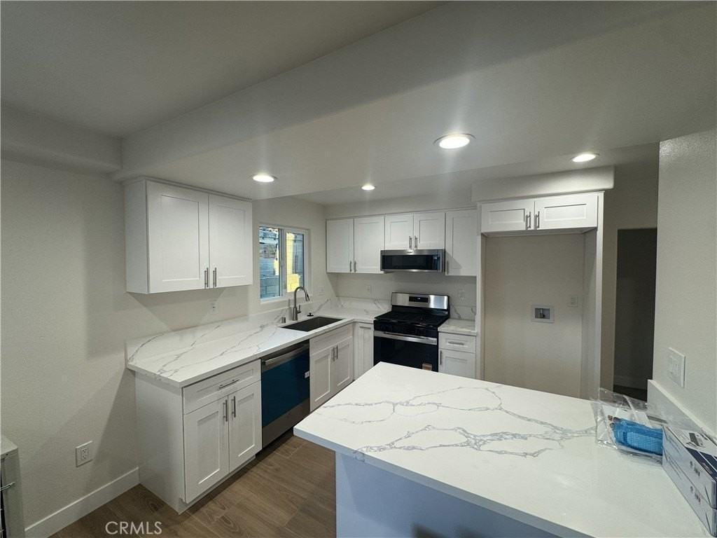 11624 208th St - Photo 3 of 12