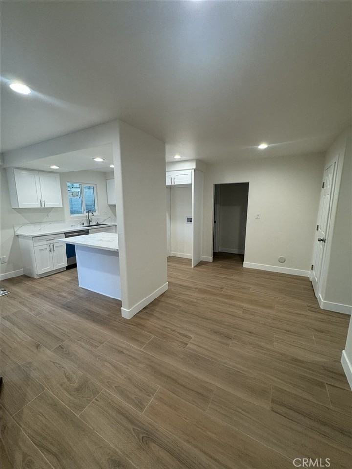 11624 208th St - Photo 4 of 12