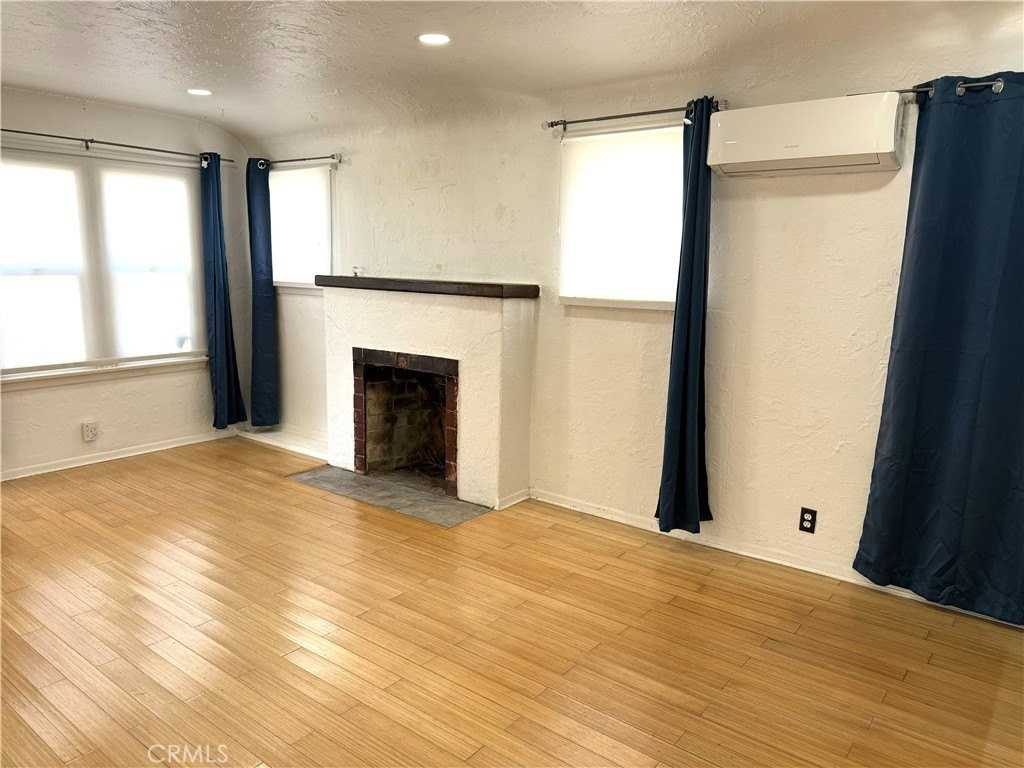 10832 Westminster Ave - Photo 4 of 18