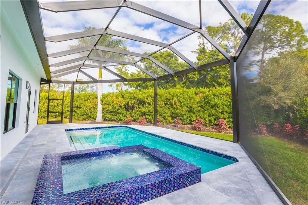 231 Legacy Ct - Photo 5 of 35