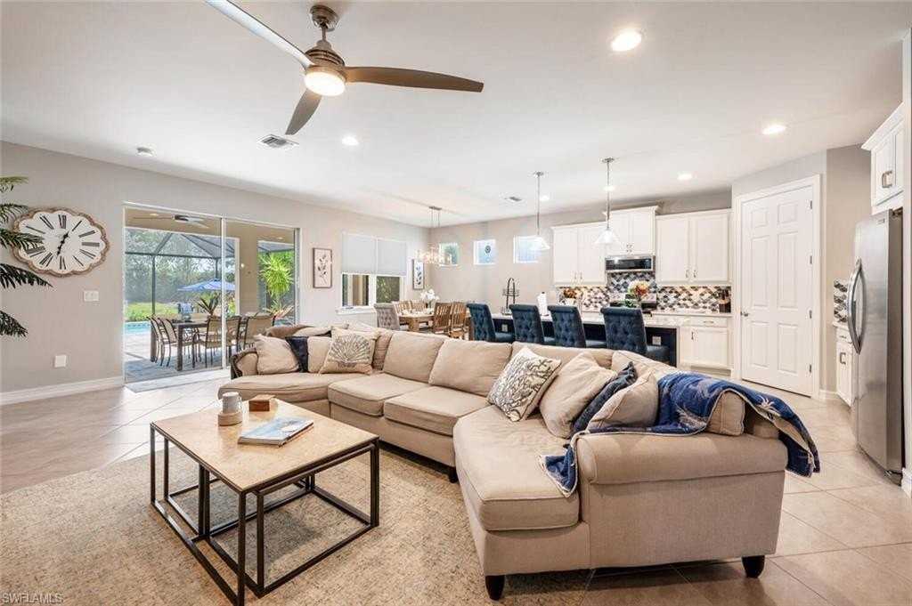 14606 Tropical Dr - Photo 7 of 49