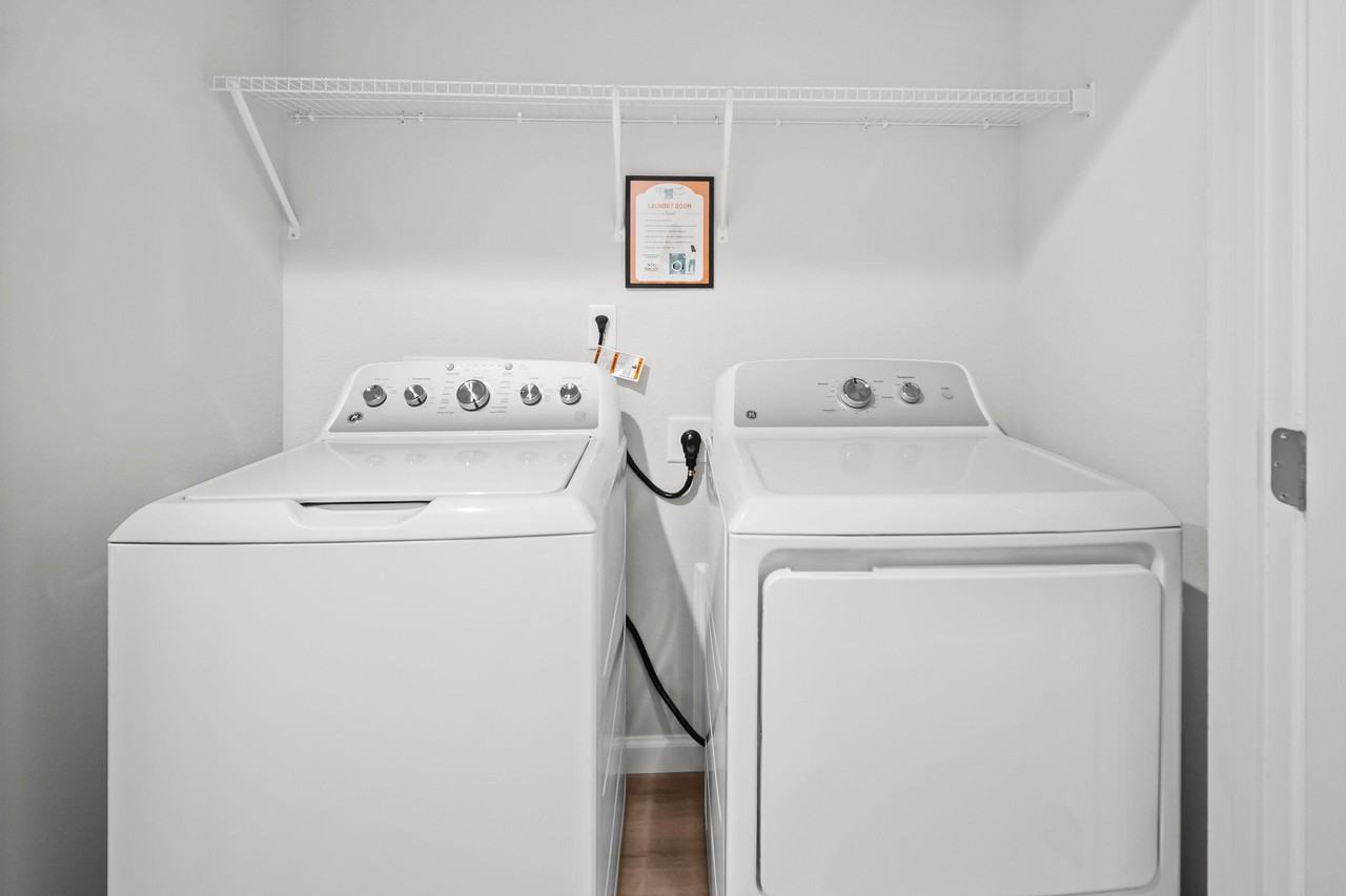 W 62nd St - Photo 5 of 20