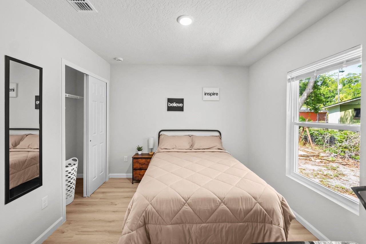 W 62nd St - Photo 7 of 20