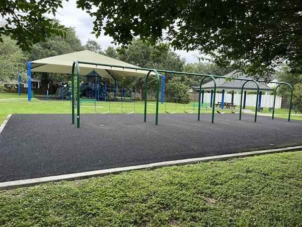 Charlotte Dr - Photo 3 of 9