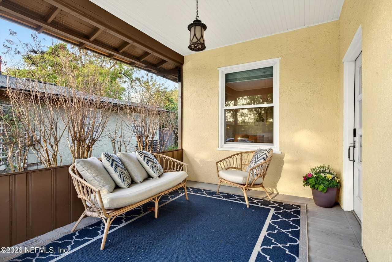 1903 Dewey Pl - Photo 5 of 35