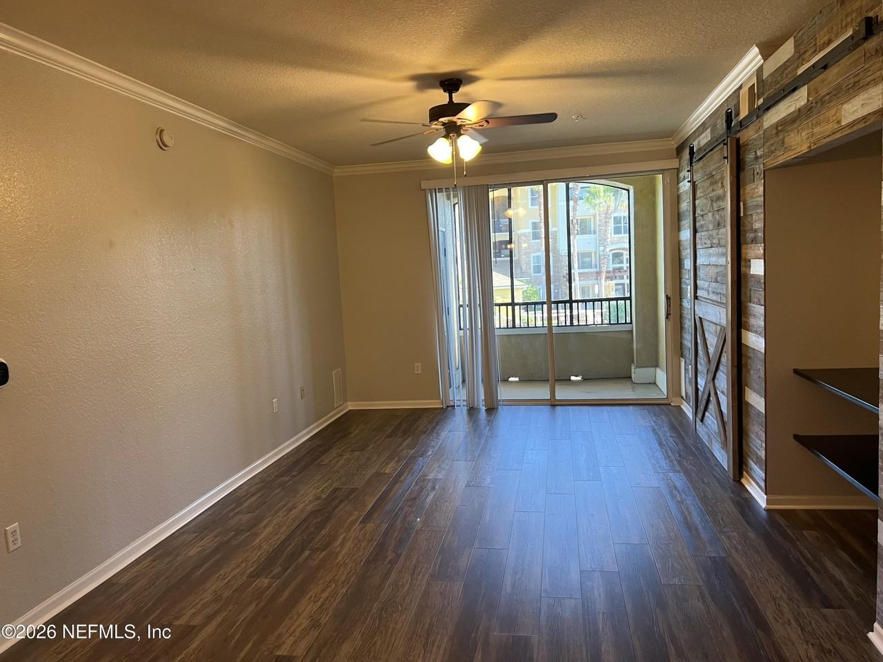 8539 Gate Pkwy W #121 - Photo 5 of 40