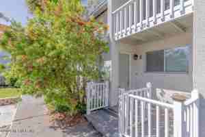 featured image of 360 14th Ave S #E