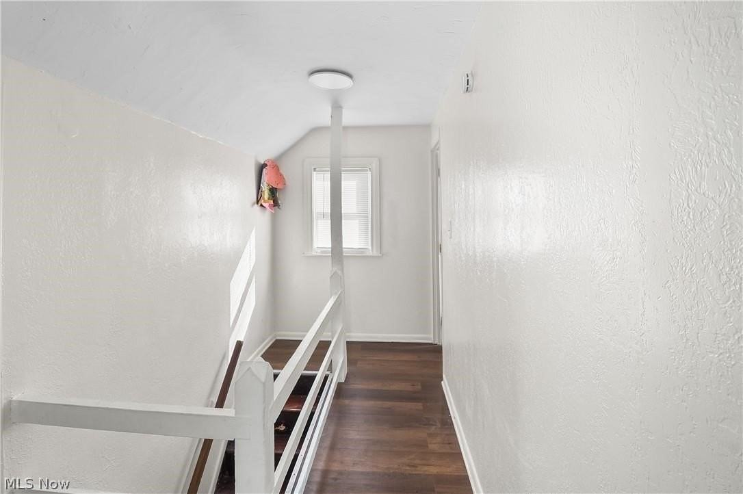 505 Brown St - Photo 5 of 10