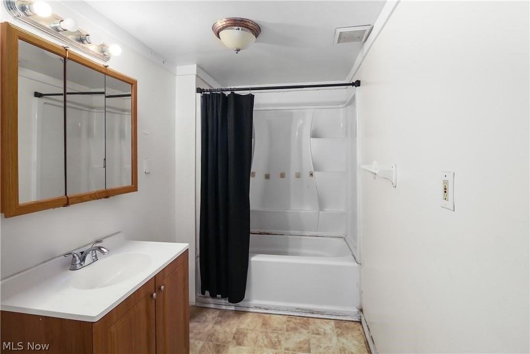 511 Brown St - Photo 5 of 12